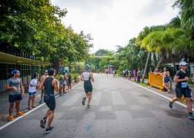 Run-Course-with-Cheerleaders